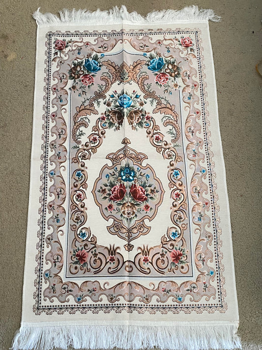 Prayer rug (floral pattern)